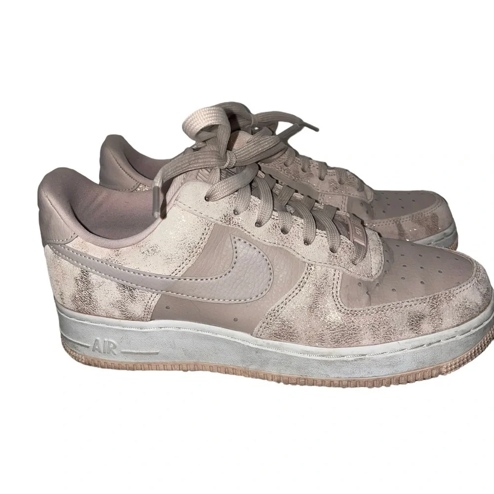 Nike Air Force 1 Metallic Blush
